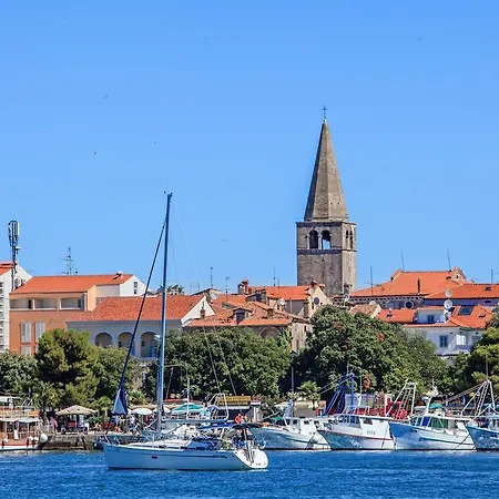 Two-bedroom In Porec/istrien 10040 Apartamento Poreč