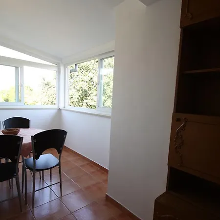 Apartamento Two-bedroom In Porec/istrien 10040 Poreč