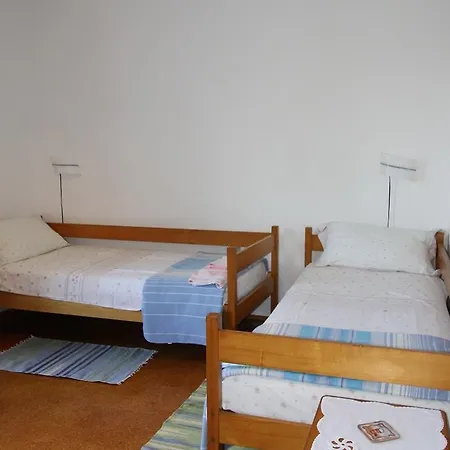 Two-bedroom In Porec/istrien 10040 *